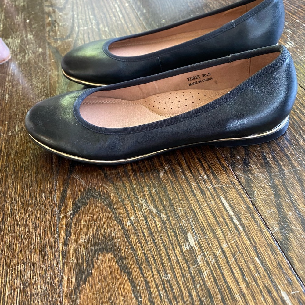 Black womens dress shoes with gold rim
